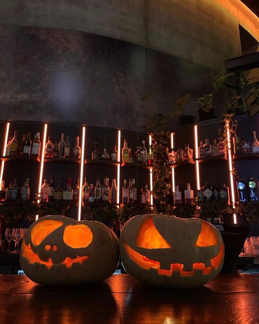 Halloween pumpkins on a bar